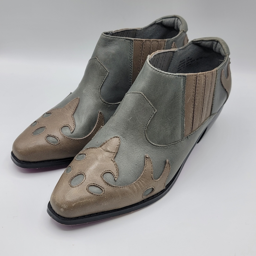 Twiggy London, Rare Booties, Womens 7.5